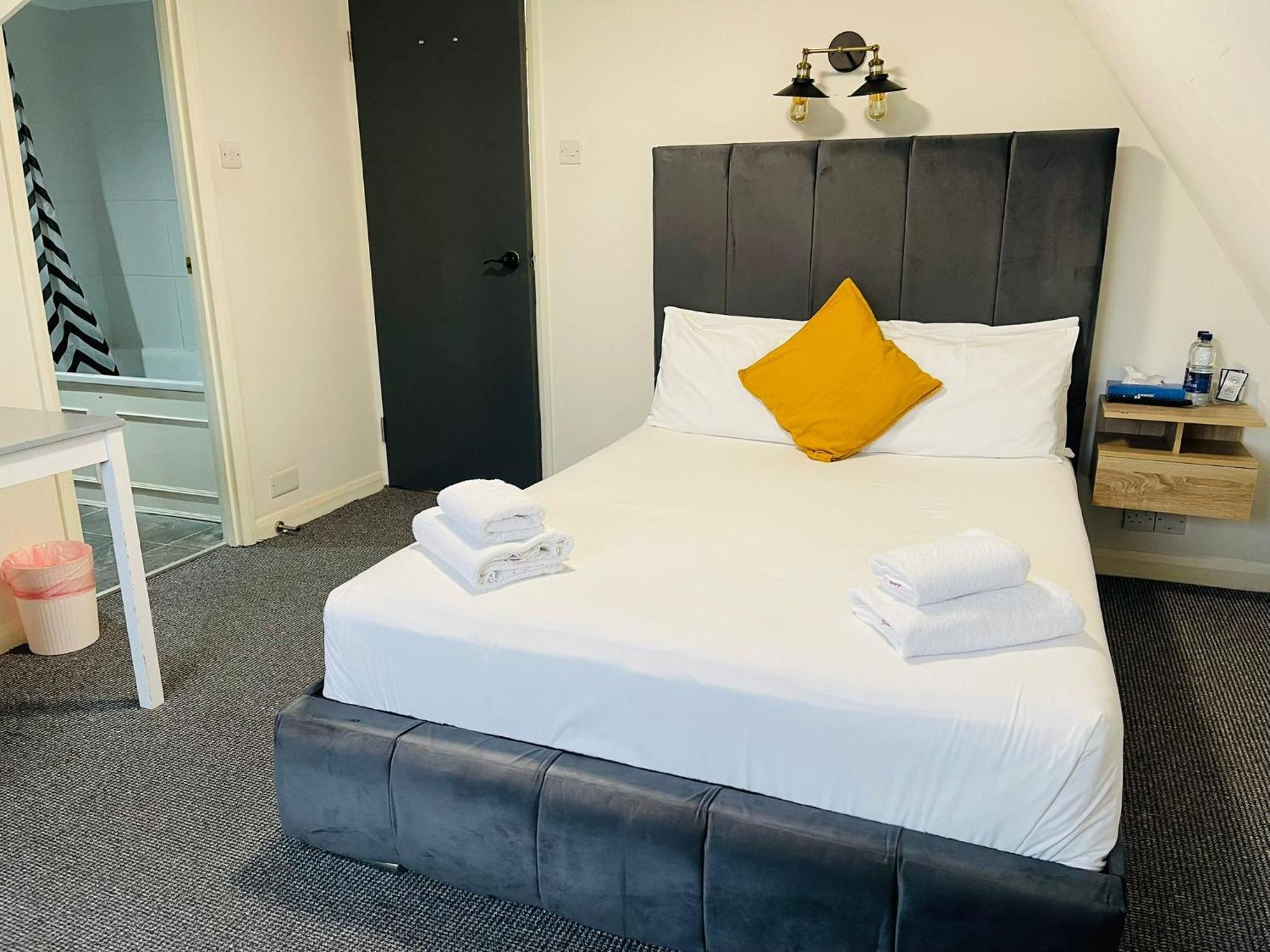 Woodford Hotel London Eksteriør billede