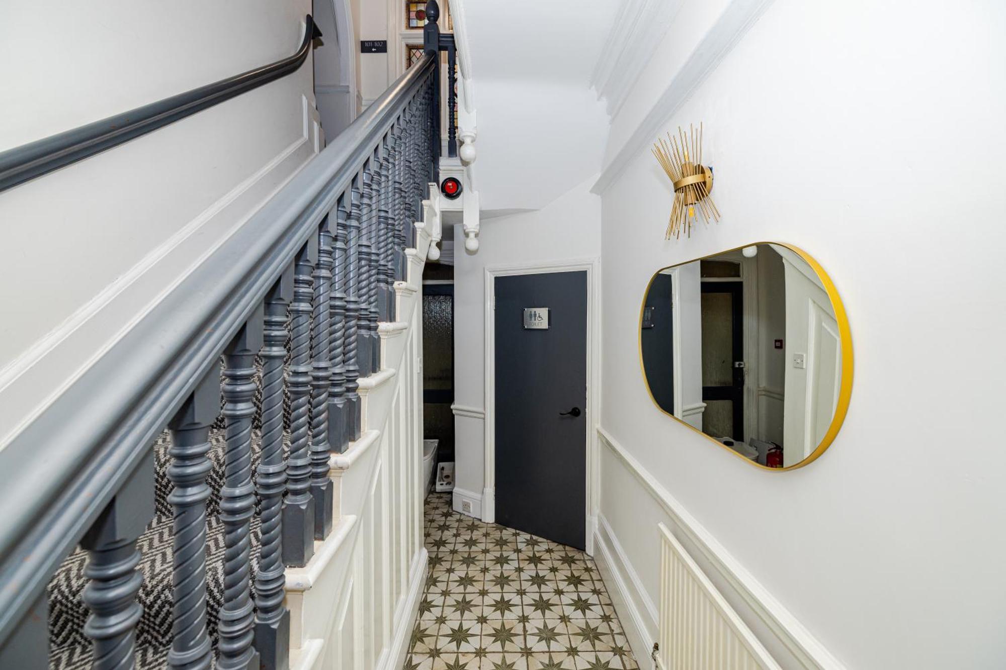 Woodford Hotel London Eksteriør billede