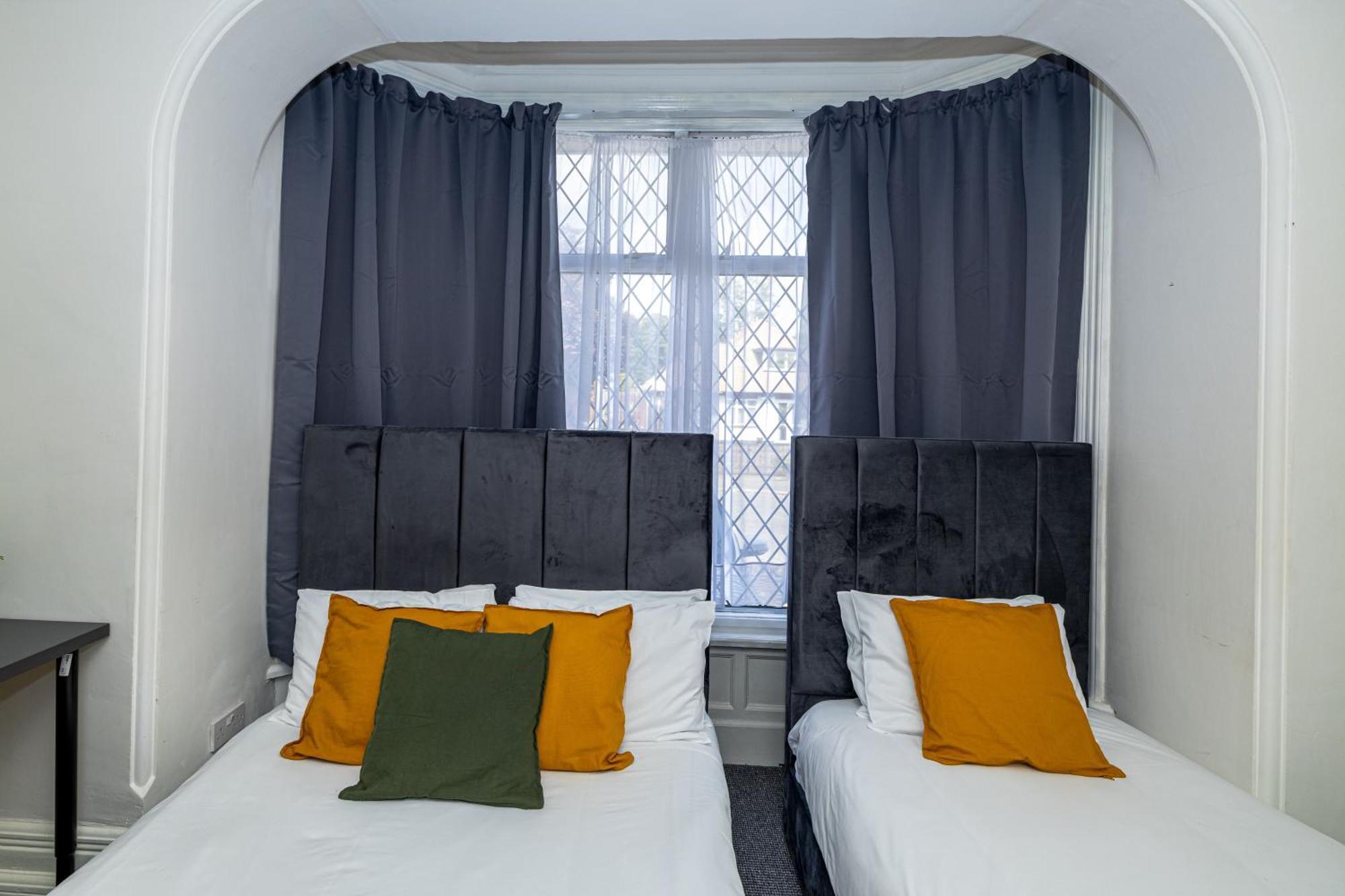 Woodford Hotel London Eksteriør billede